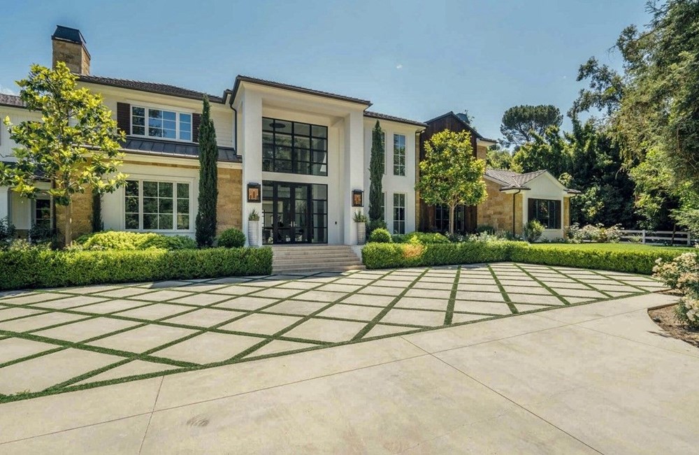 Madonna, The Weeknd'in evini 19,3 milyon dolara satın aldı 10