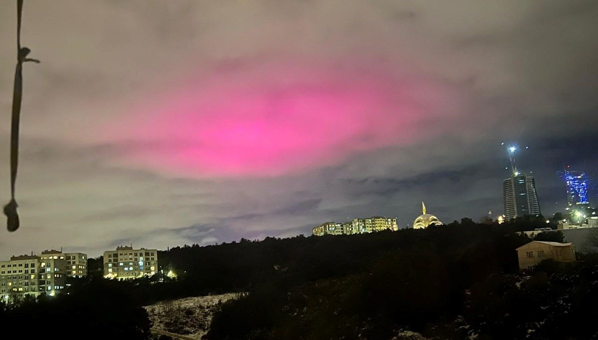 İstanbul'da pembe bulut heyecanı: Nasıl oluştular? İstanbul'da pembe bulut heyecanı: Nasıl oluştular?