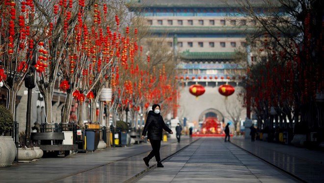 �in'de artan Covid-19 vakalar� nedeniyle 6 yetkili g�revden al�nd�