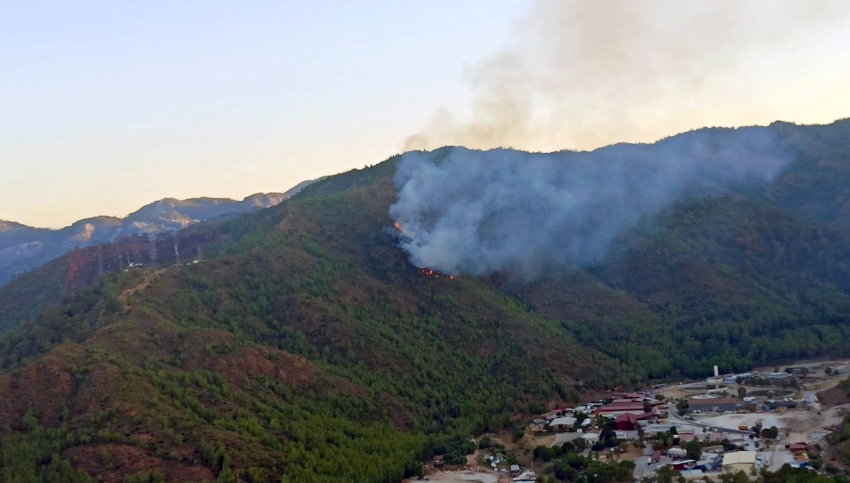 Büyük Marmaris yangının yıldönümünde Marmaris yine orman yangını ile uyandı