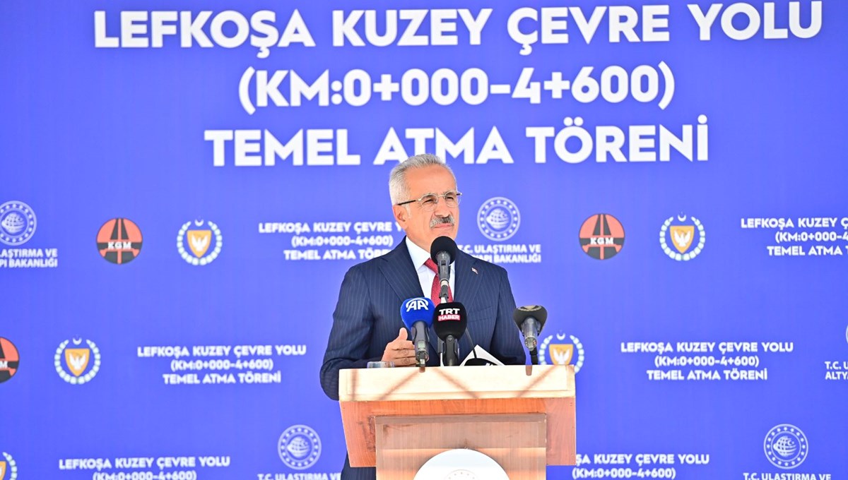 Lefkoşa Kuzey Çevre Yolu’nun temeli atıldı | Bakan Uraloğlu: Transit trafiği şehir dışına alıyoruz Lefkoşa Kuzey Çevre Yolu’nun temeli atıldı | Bakan Uraloğlu: Transit trafiği şehir dışına alıyoruz