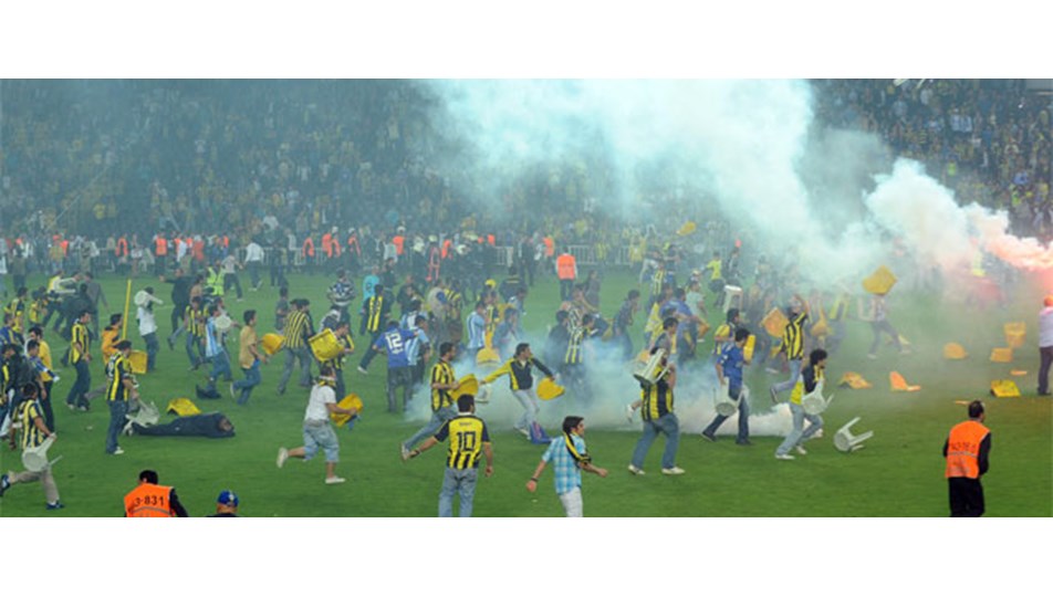 Fenerbahçeli 48 taraftara maç yasağı