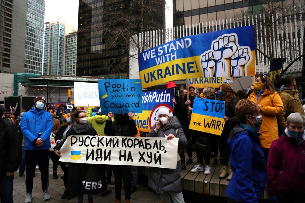 Dünyanın birçok yerinde Rusya protestoları var - 7