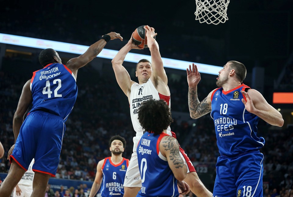 Anadolu Efes adım adım Final Four'a (Anadolu Efes-Olimpia Milano maç sonucu) - 1