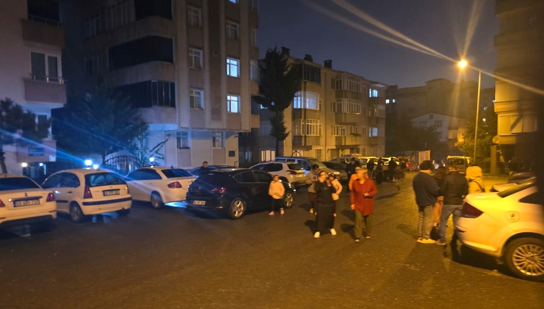 Balıkesir'de 6,1'lik depremin ardından 26 artçı sarsıntı oldu: "Artçılar devam edecek"
