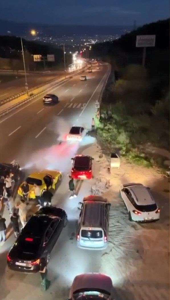 D���n magandalar� yine sahnede