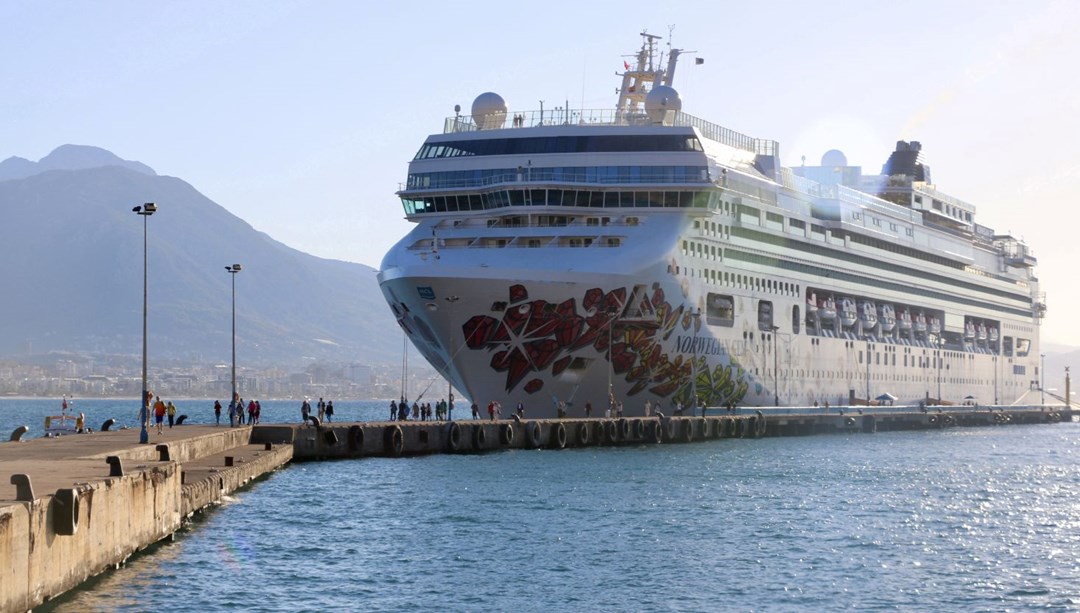 Çin'den büyük yolcu gemilerine vize muafiyeti