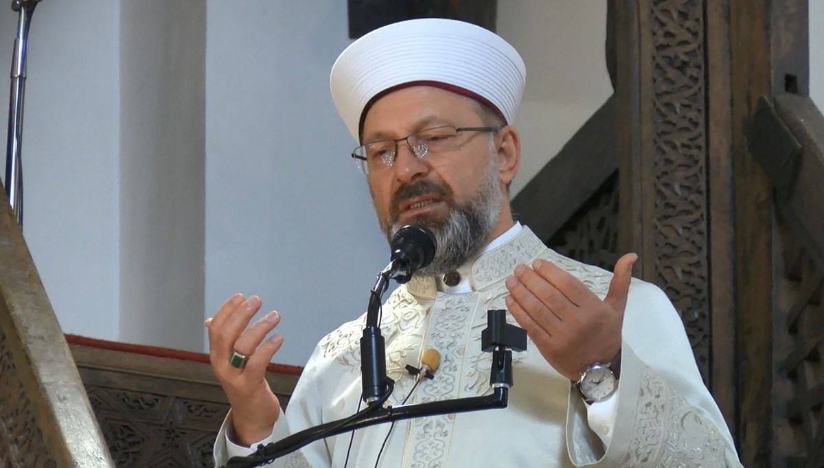Diyanet İşleri Başkanı Ali Erbaş: Bilgisayar, tablet ve akıllı telefonların esiri olduk