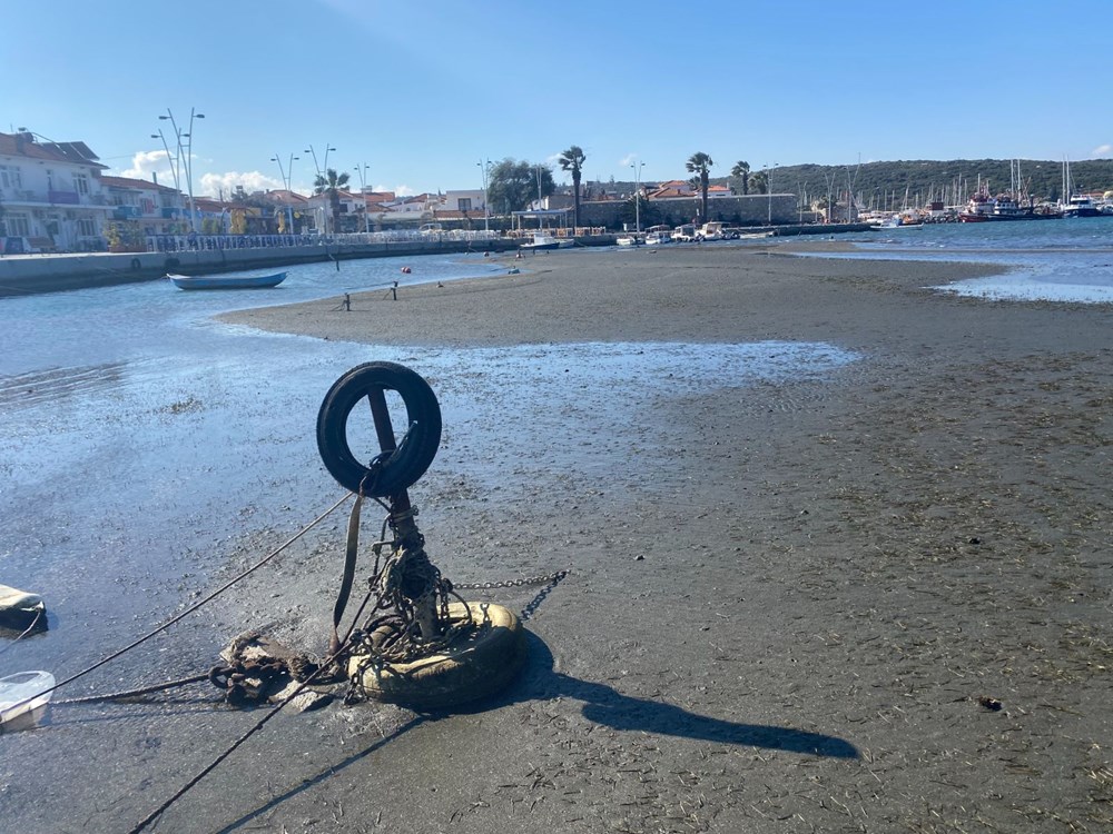 İzmir Seferihisar’da deniz 25 metre çekildi - 2