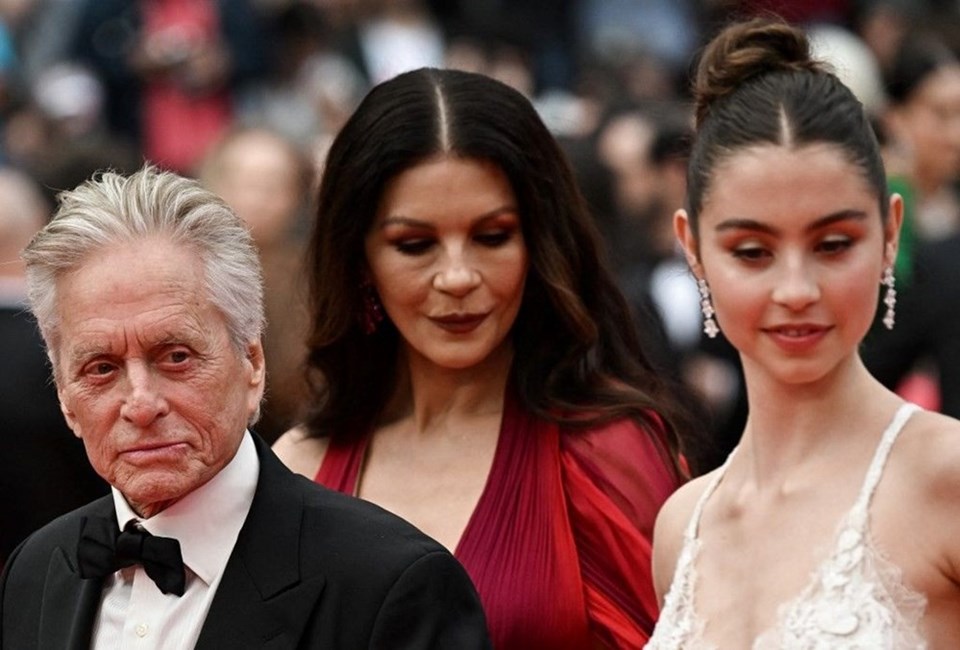 Catherine Zeta-Jones ve Michael Douglas, 25 yıl arayla aynı gün doğmuş - 1