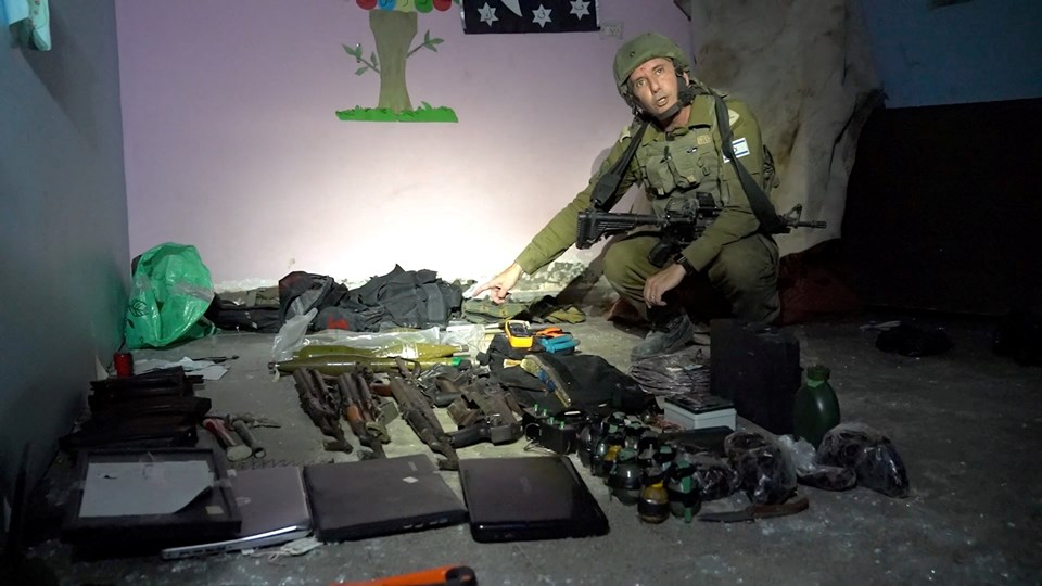 İsrail ordusu, Gazze'deki Şifa Hastanesi'ne operasyon başlattı - 1