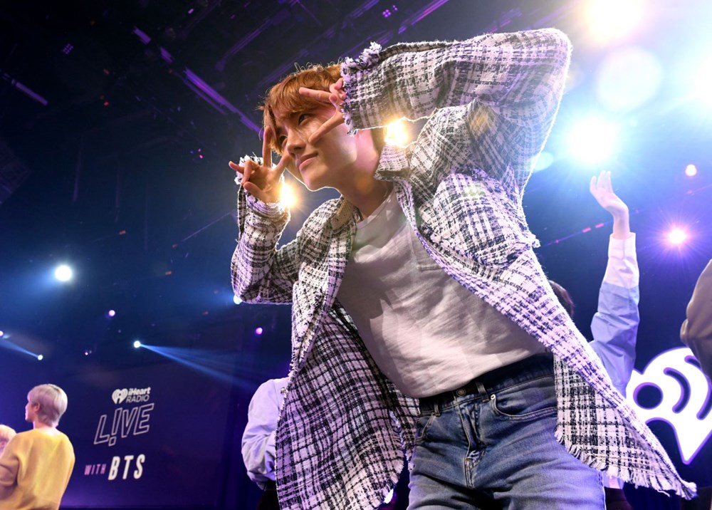 BTS üyesi J-Hope'tan corona virüs bağışı - 1
