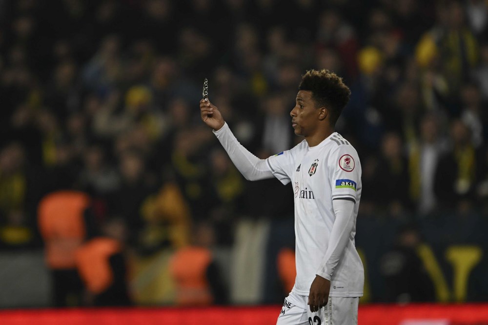 Ankara''da sahaya muşta atıldı - 2