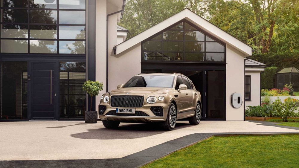 Bentley Bentayga Hybrid makyajlandı - 1
