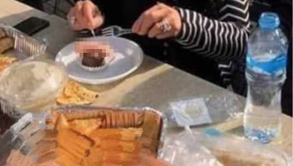 Mısır’da bir pasta şefi müstehcen kekler yaptığı gerekçesiyle