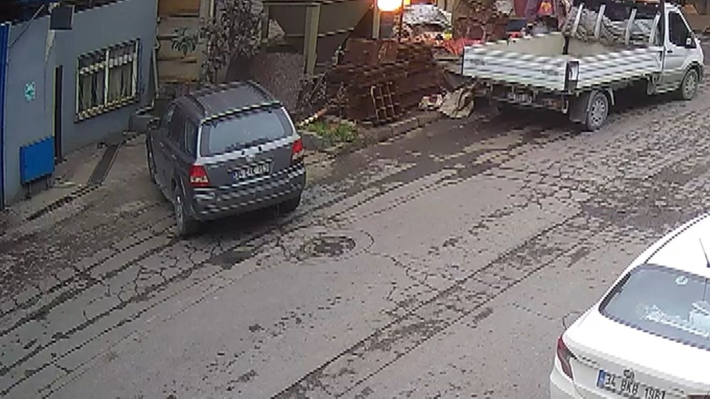 İstanbul'da demir döküm atölyesinde art arda patlama - 2