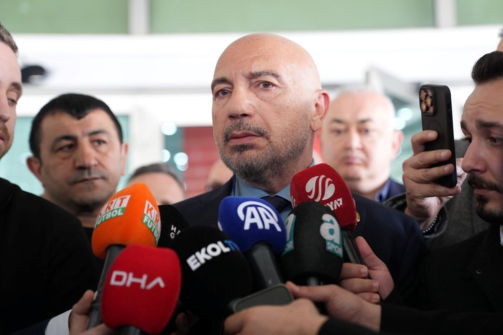 Fenerbahçe Lider Adayı Hakan Bilal Kutlualp ile Ümit Özat ortasında tartışma: "Babanın parası mıydı?" 77 zL8qOsILzEmNS49GvHNedA