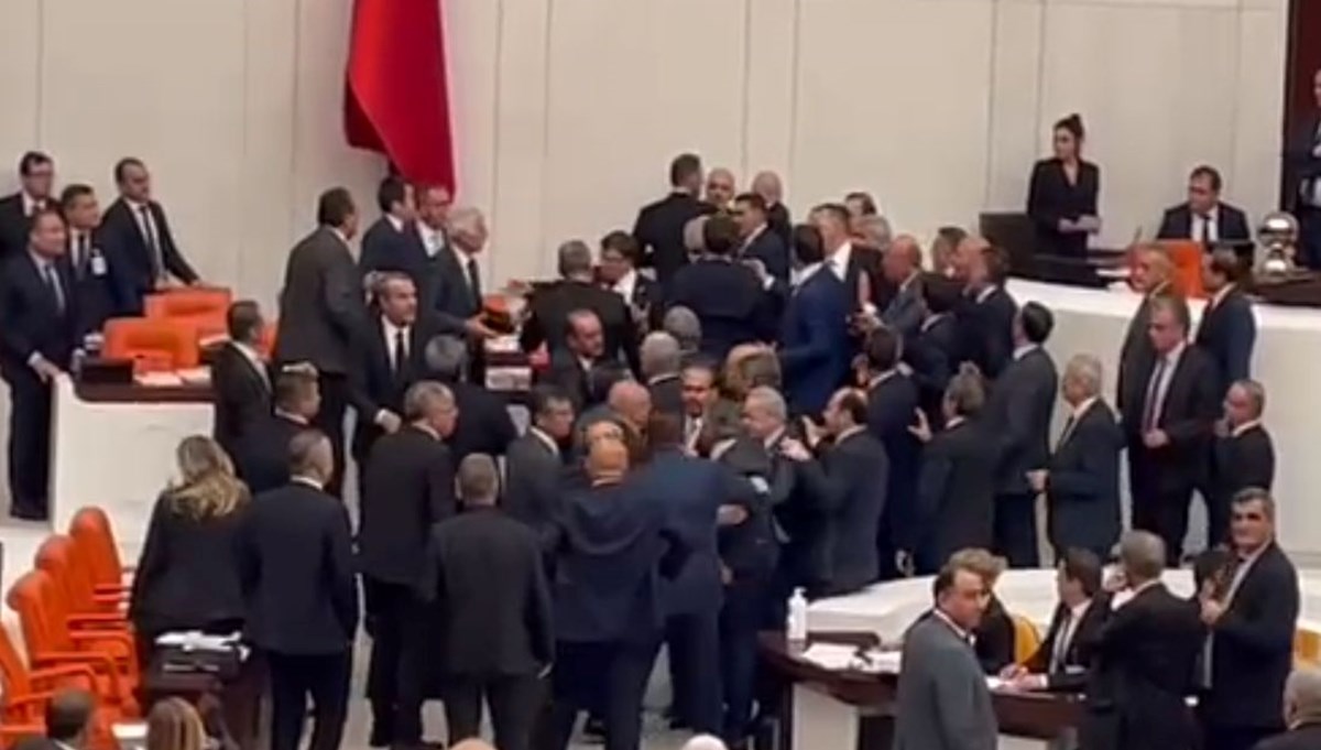 Bütçe görüşmelerinde yine gerginlik Bütçe görüşmelerinde yine gerginlik