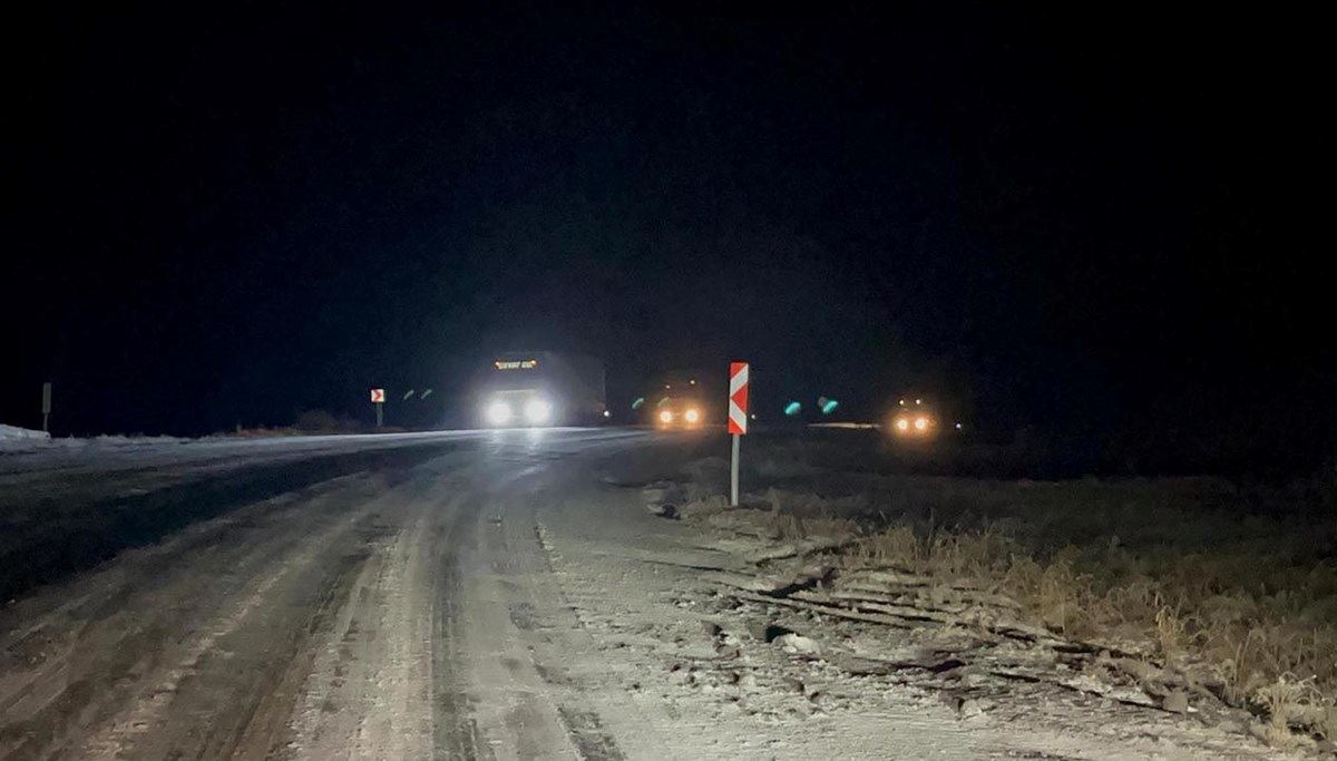 Tırlar Ilgar Geçidi'nde mahsur kaldı
