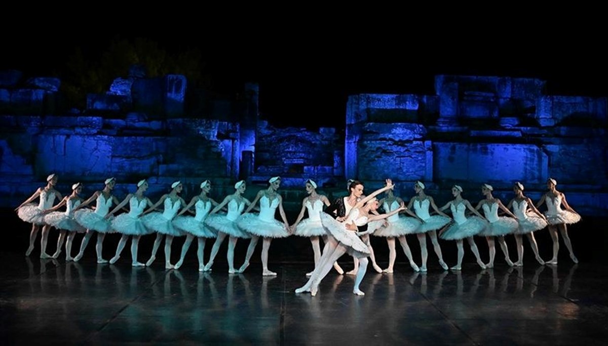 7. Uluslararası Efes Opera ve Bale Festivali başladı 7. Uluslararası Efes Opera ve Bale Festivali başladı