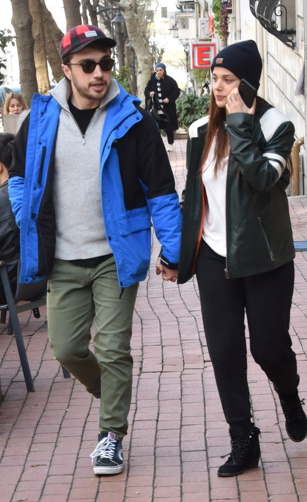 Leyla Tanlar ile Burak Dakak el ele görüntülendi - 3