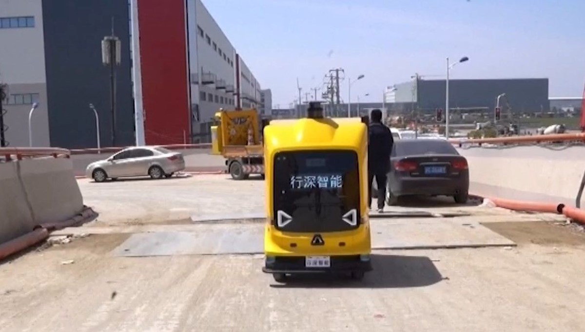 Salgınla mücadelede robotların rolü