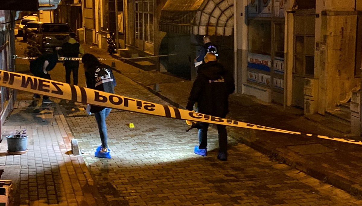 İş yerinin camını kıran adamı silahla vurdu İş yerinin camını kıran adamı silahla vurdu