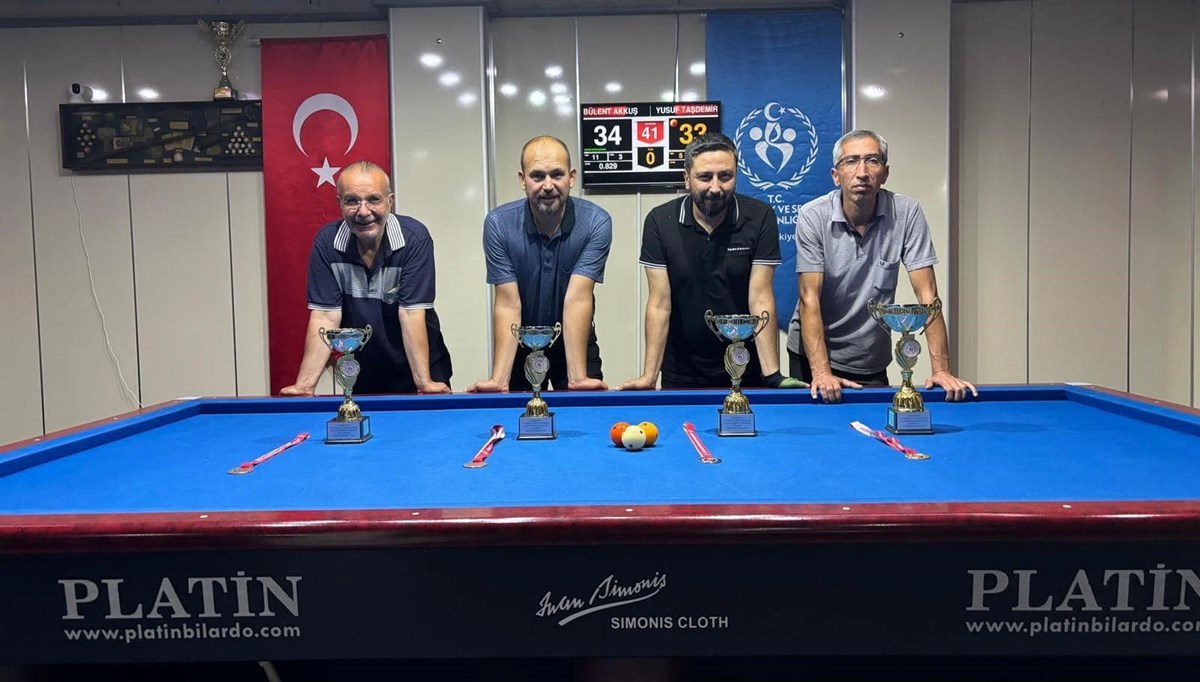 15 Temmuz 3 Bant Bilardo Turnuvası sona erdi 15 Temmuz 3 Bant Bilardo Turnuvası sona erdi