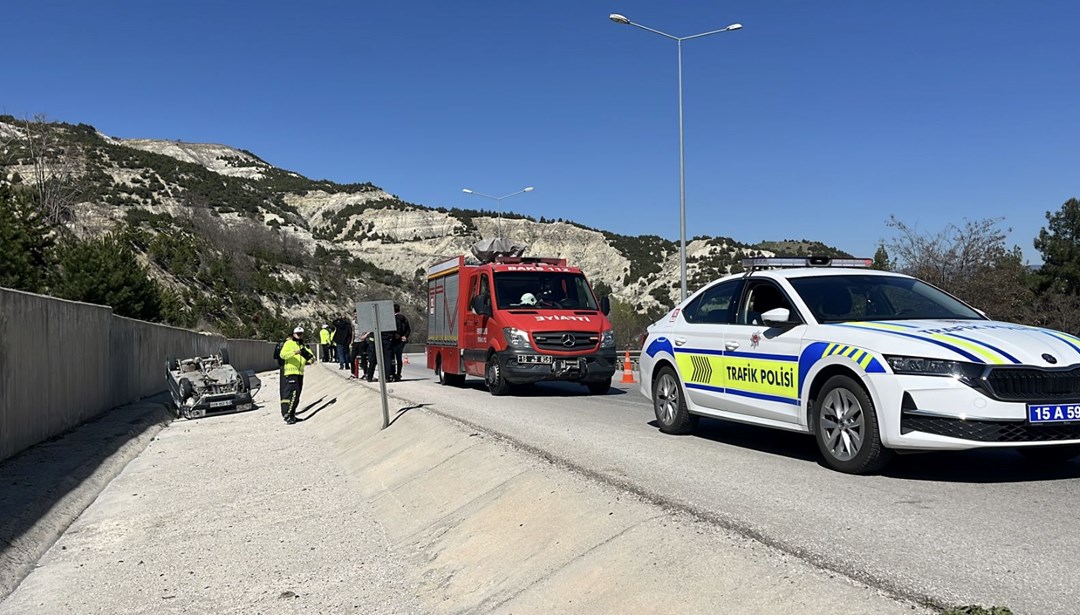 Burdur'da feci kaza: İkisi çocuk, dört yaralı