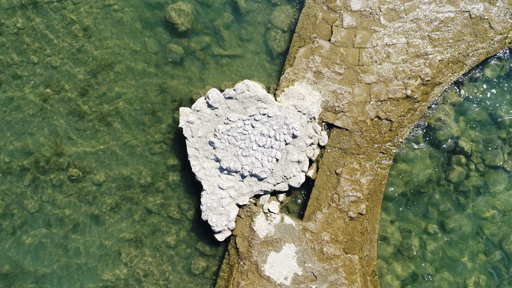 Sular çekilince 2 bin yıllık bazilikanın bir kısmı gün yüzüne çıktı - 6