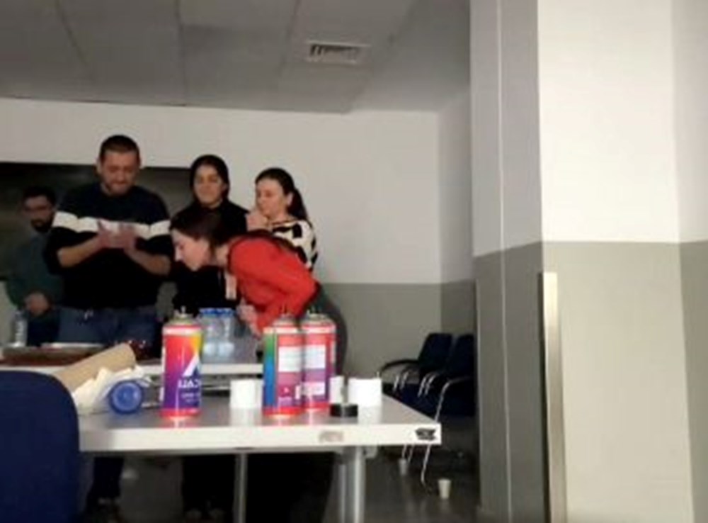 Gebze’de rehine krizi | Rehin alınan işçiler doğum günükutladı - 4