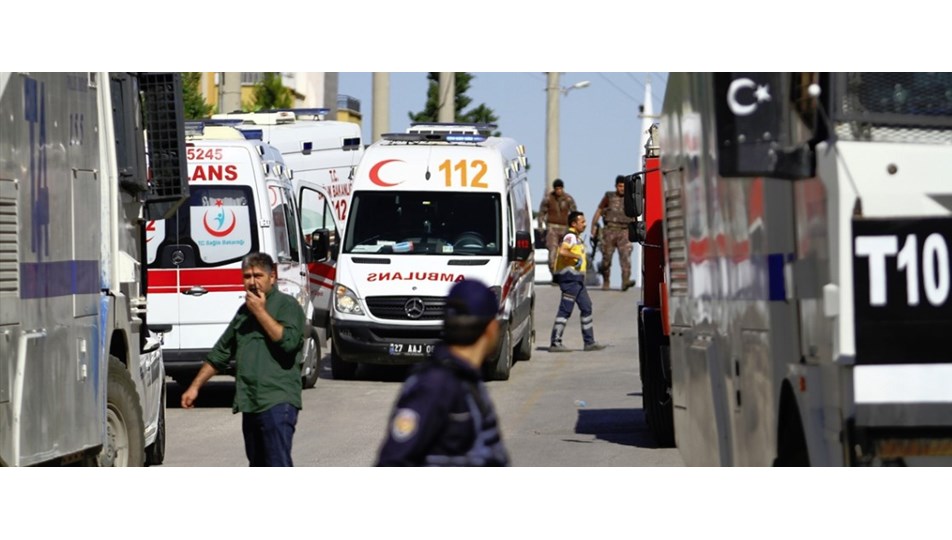 gaziantep te canli bomba kendini
