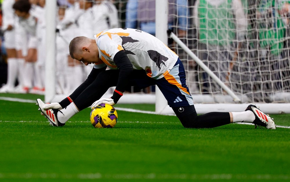 "Fernando Muslera'ya Yerine Muhteşem Transfer! Real Madrid'ten Galatasaray'a Kale Gecesi" 75 zUBdy11PT0WY HnKdNmWhg