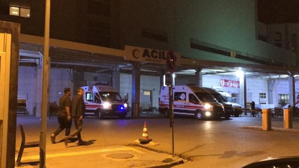 Otomobil sulama kanalına uçtu: Anne ve 2 çocuğu öldü - 1