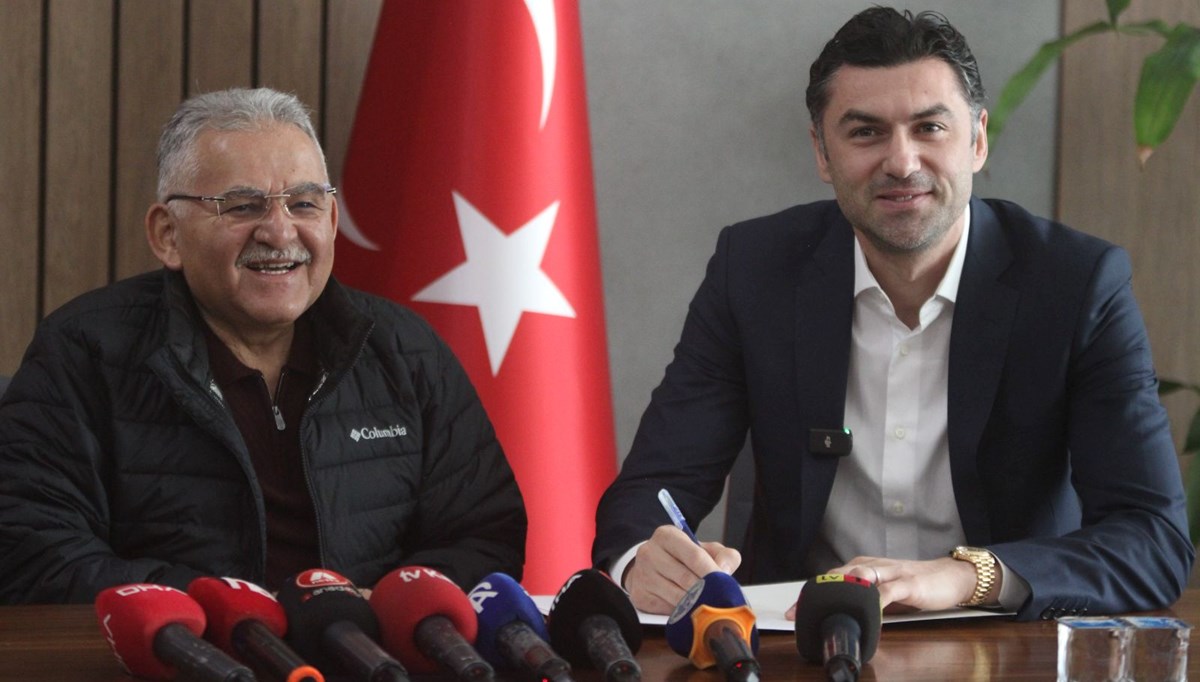 Kayserispor'da Burak Yılmaz dönemi resmen başladı Kayserispor'da Burak Yılmaz dönemi resmen başladı