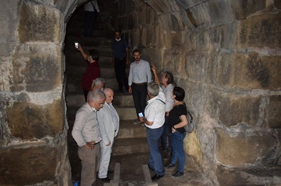 Kültür Bakanlığı heyeti Zonguldak'ta Roma dönemine ait mozaikleri inceledi - 1