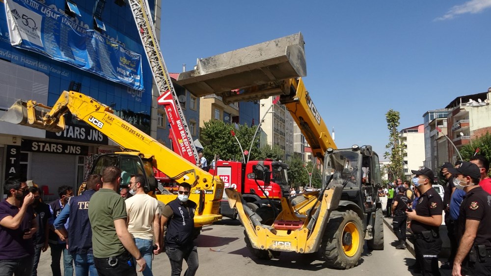 Muş’ta yangında can pazarı: 80 öğrenci sinir krizi geçirdi - 17