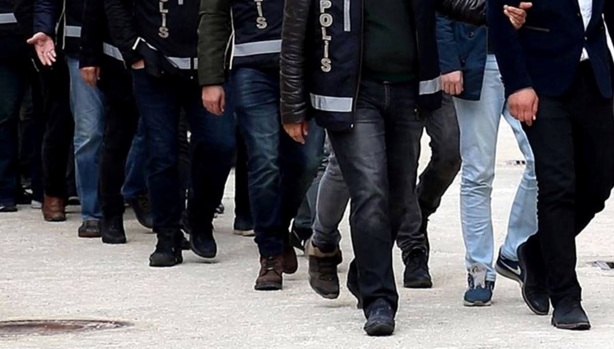 FETÖ operasyonunda 6 gözaltı kararı