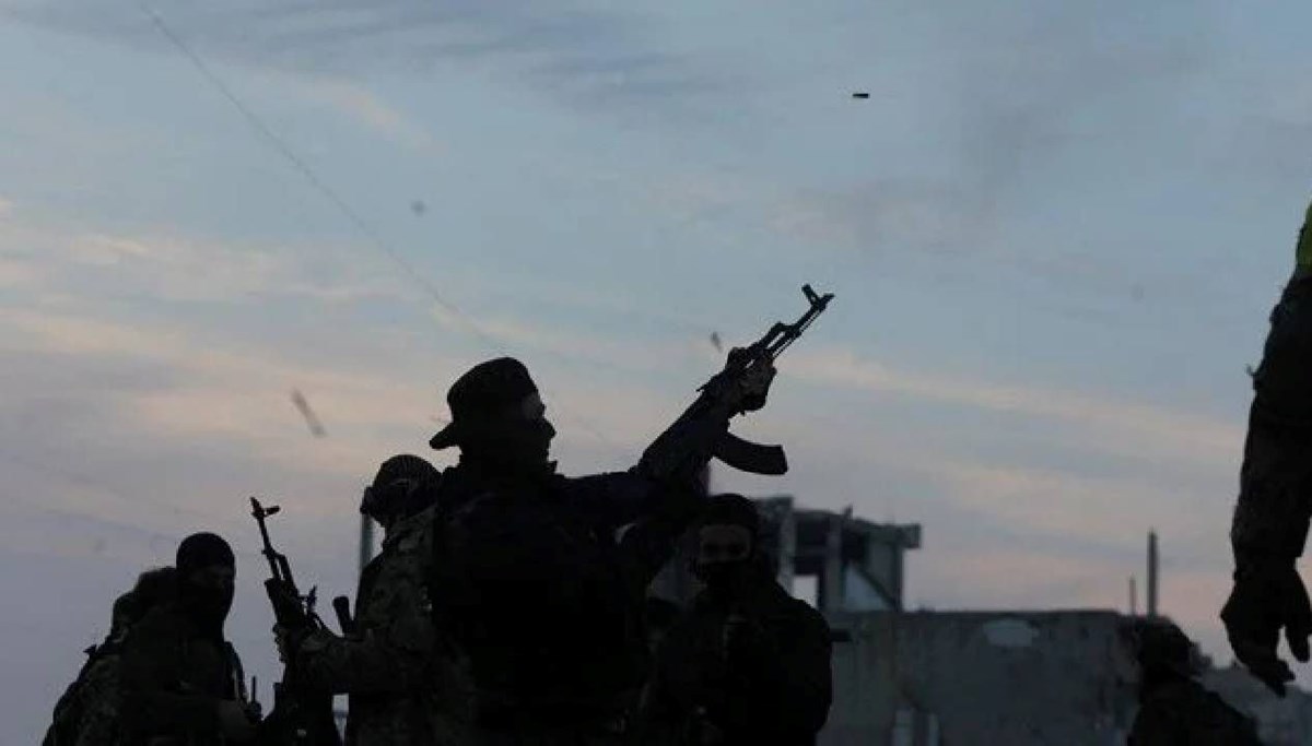 PKK/YPG, 11 Suriye askerini alıkoydu