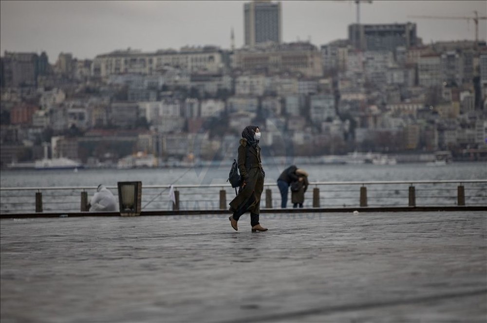 İstanbullular dikkat! Hava sıcaklığı bir günde 10 derece düşecek - 4