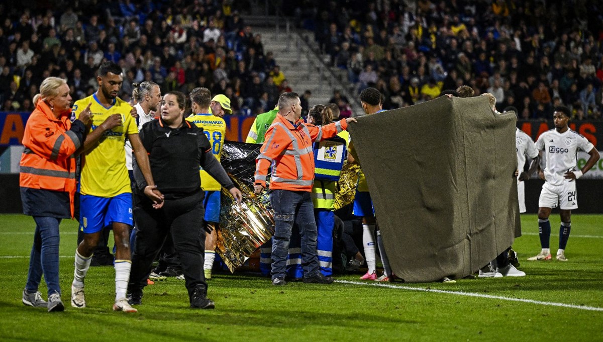 Hollanda'da trajik sakatlık: Waalwijk - Ajax maçı yarıda kaldı