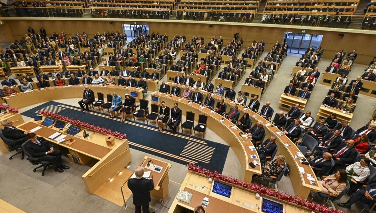 Almanya, İsveç parlamentosuna saldırı hazırlığındaki iki DAEŞ'liyi gözaltına aldı