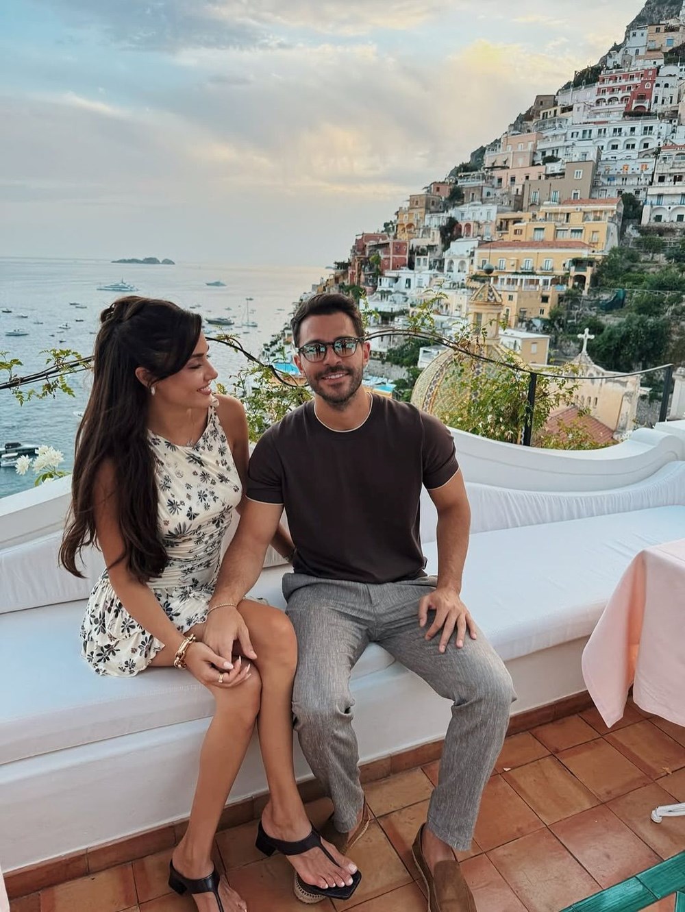 Hande Erçel ile Hakan Sabancı ayrılığının sebebi ortaya çıktı - 4