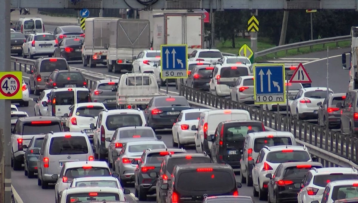 İstanbul’da trafik yoğunluğunda artış | Ağustosta yüzde 59, kasımda yüzde 75