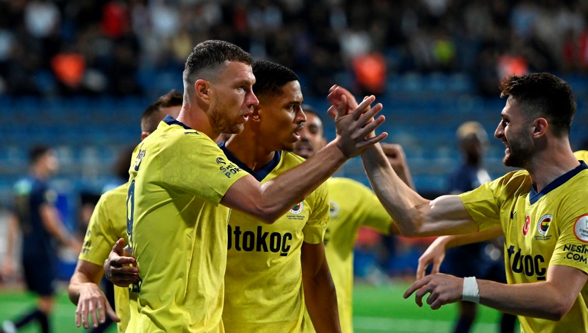 Fenerbahçe deplasmanda Kasımpaşa'yı devirdi Fenerbahçe deplasmanda Kasımpaşa'yı devirdi