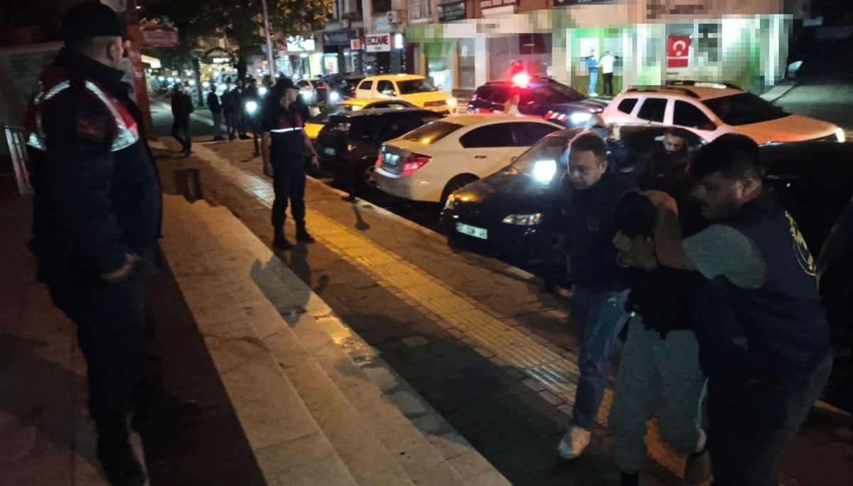 Çifte cinayetin ardından silah ticareti anlaşmazlığı çıktı Çifte cinayetin ardından silah ticareti anlaşmazlığı çıktı