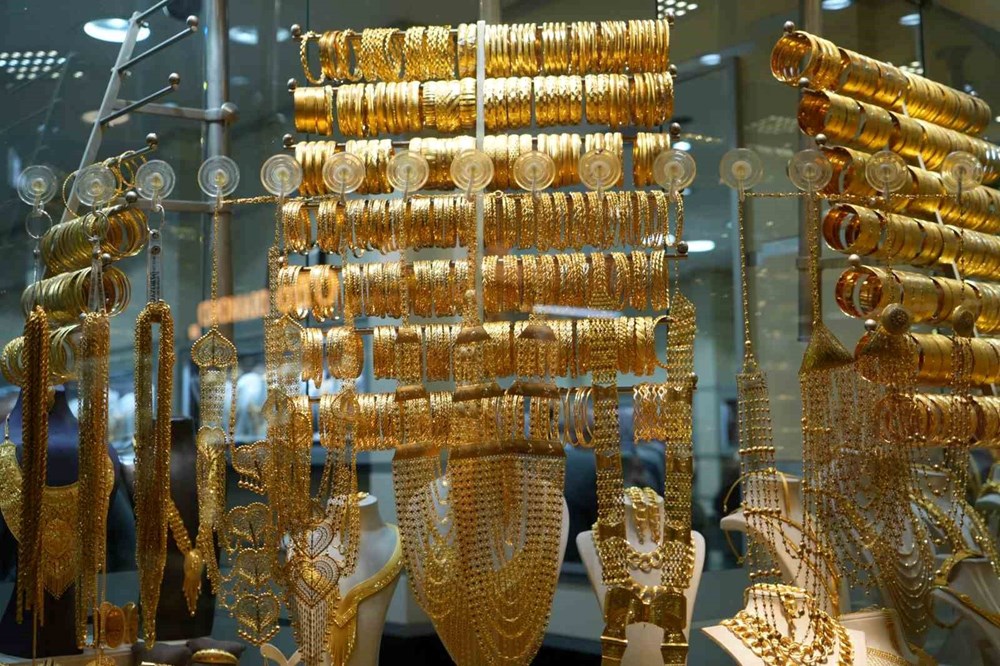 Gram altın fiyatı 8 Nisan: Bugün altın ne kadar? Canlı altın kuru (gram altın, çeyrek altın, yarım altın, tam altın) - 4