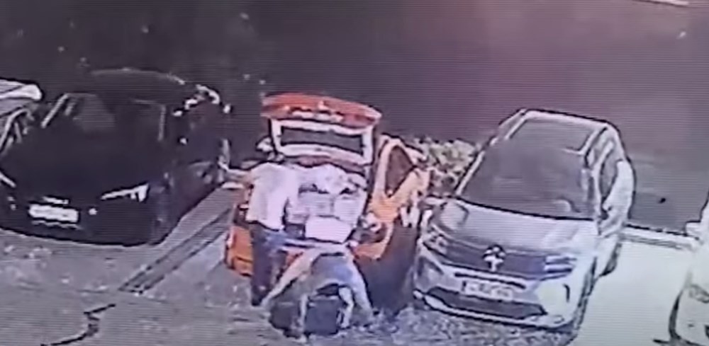 Ayşe Tokyaz cinayetinde yeni görüntü: Cesedi bavulla taşıdıkları an ortaya çıktı - 6