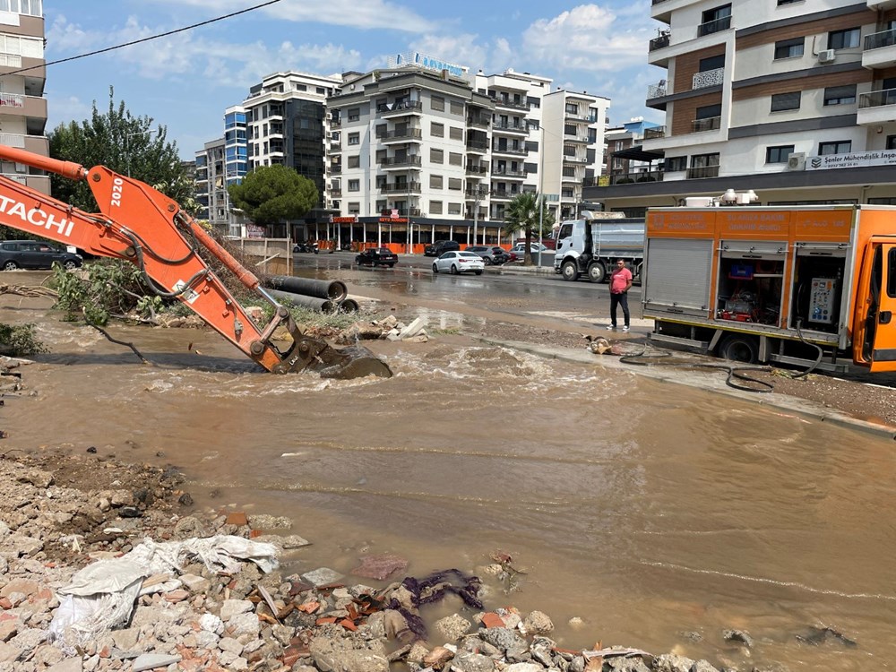 İzmir Su borusu Patlaması