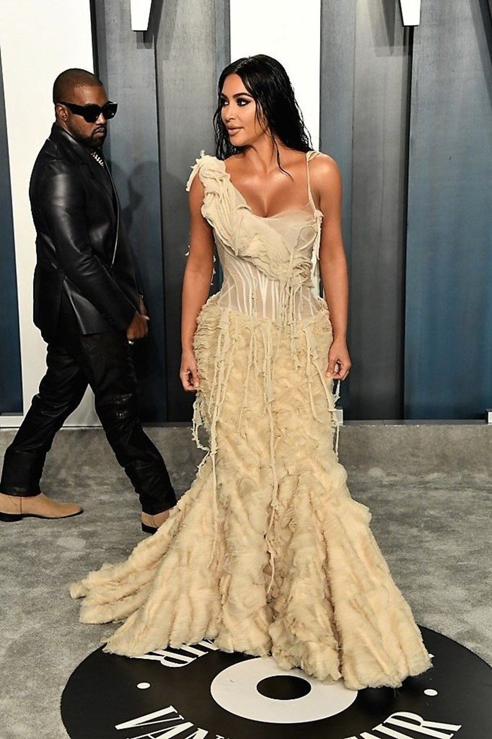 Kim Kardashian kuaför koltuğunda uyuyakaldı - 5